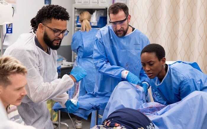 Watch The Pitt season 3